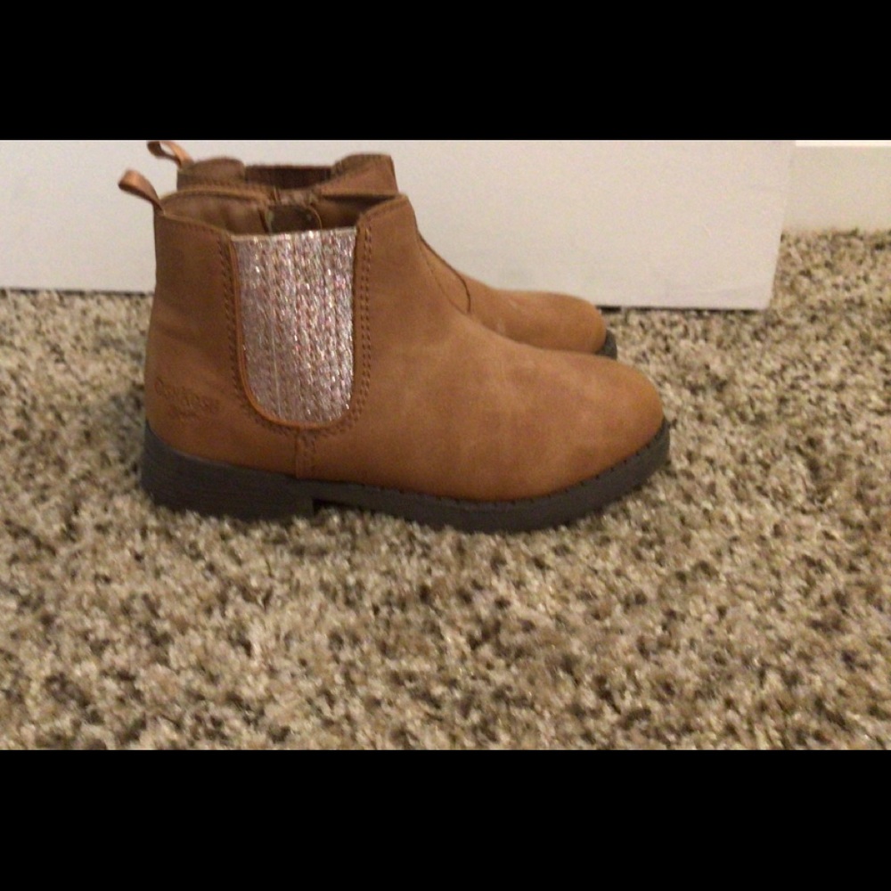 Toddler Girl OshKosh Boots Size 9